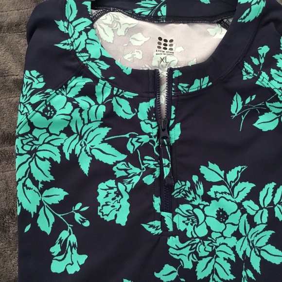 Title Nine Long-Sleeved Sunbuster XL Navy/Aqua - Picture 1 of 7